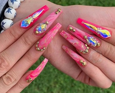 Pointed Nails