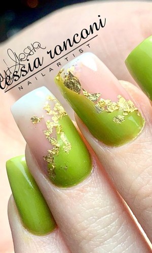 Android Green With Gold Foils Nails