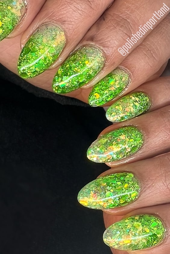 Green Glitters Gradient Nails
