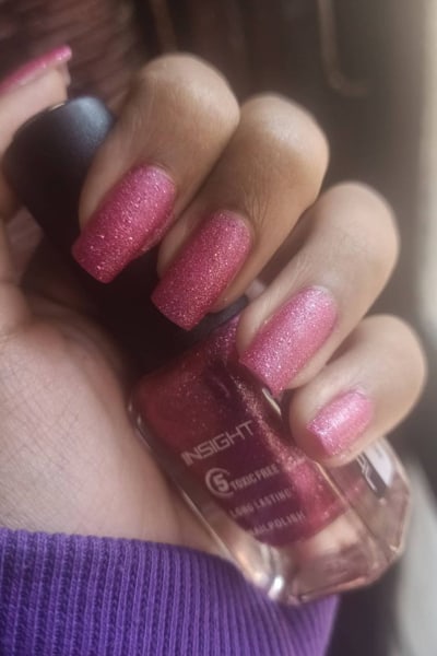 Matte Pink Glitters Nails