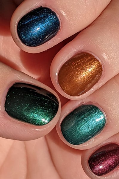 Four Colors Metallic Nails