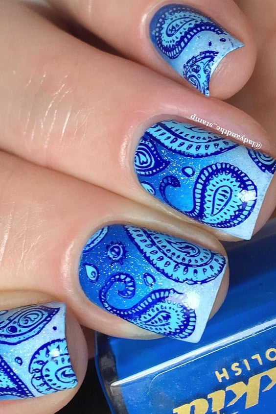 Blue Shades Paisley Pattern Nails