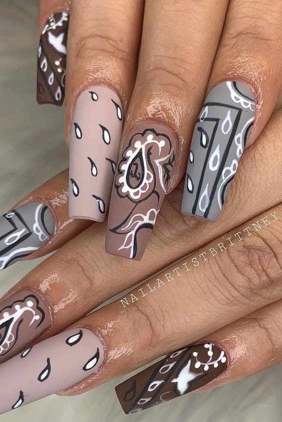 Cookie Inspired Paisley Pattern Nails