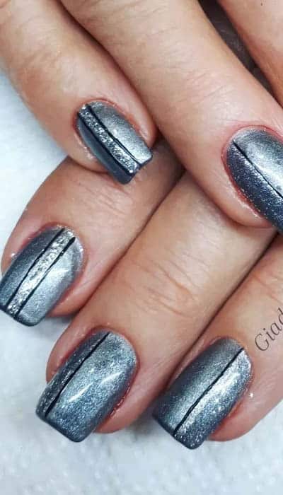 Sliver Metallic Nails With Black Strips