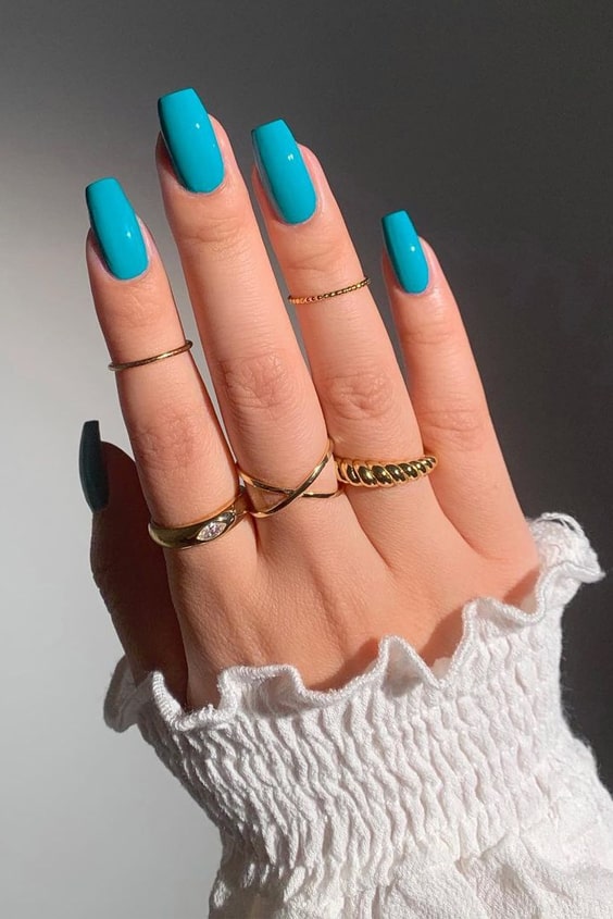 Simple Teal Color Square Nails