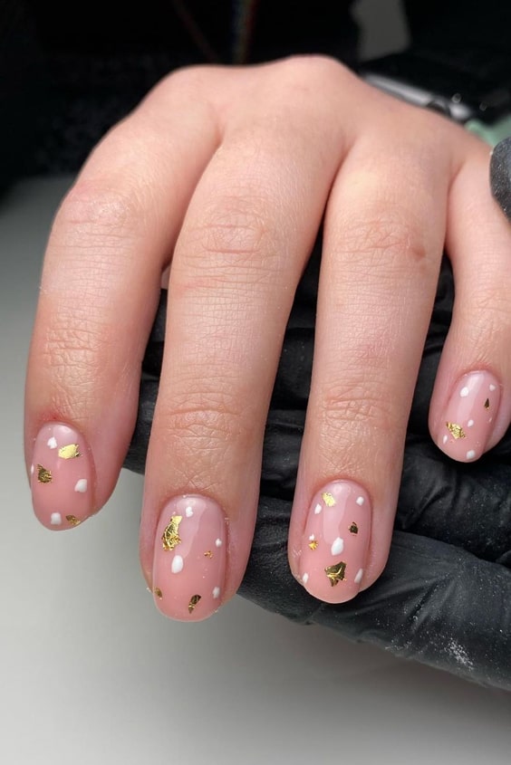 Short Minimalistic Nails with Gold Foil and White Dots