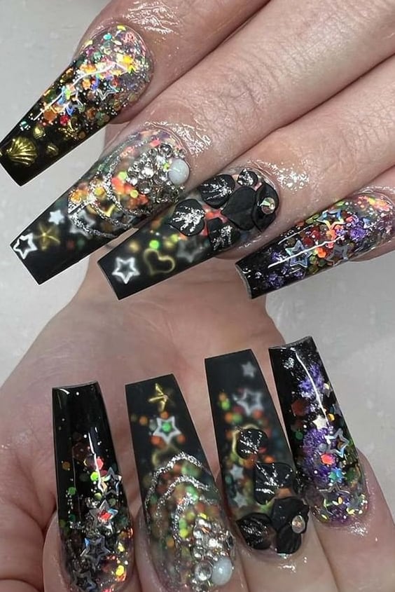 Unique and Sophisticated Thanksgiving Nails
