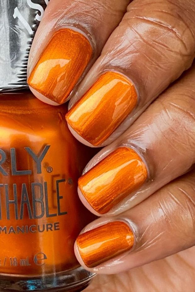7 Nail Colors That Capture the Essence of Autumn - 27