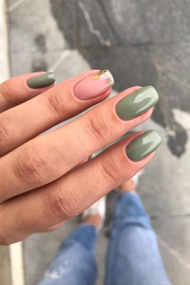 7 Nail Colors That Capture the Essence of Autumn - 10