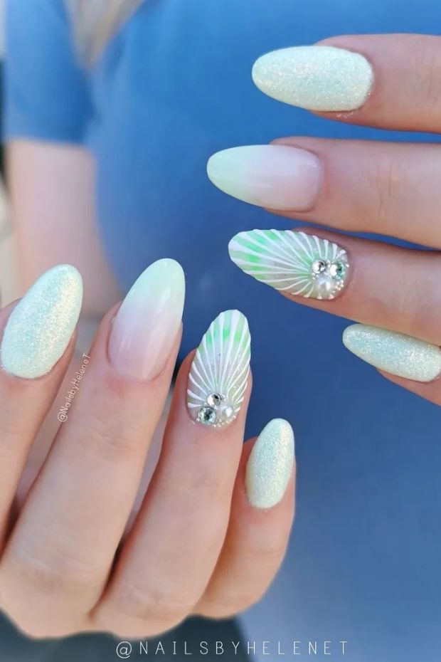 12 Seashell Nail Designs to Bring the Beach to Your Fingertips - 6