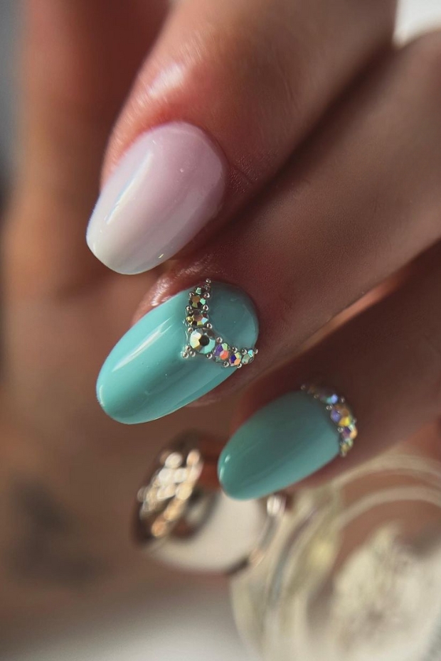 Stay Fashionable with 24 Short Nail Inspirations That Scream Style - Crystal Embellishments: Luxurious and Dazzling