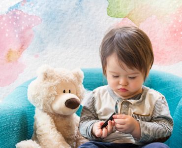 How to Handle Common Nail Problems in Toddlers