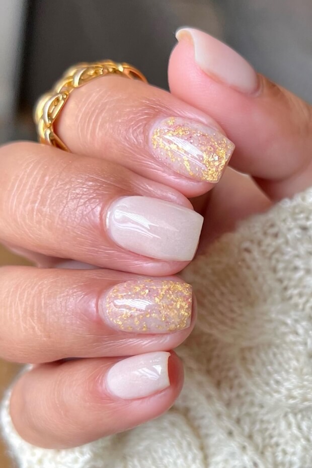 Explore 25 Short Square Nail Design Ideas for a trendy and chic look! From vibrant acrylic hues to classic French tips, discover simple yet stunning nail art that plays with colors and style. Elevate your manicure game with these creative ideas for short square nails. #nailinspiration #naildesigns #acrylicnails #trendynails