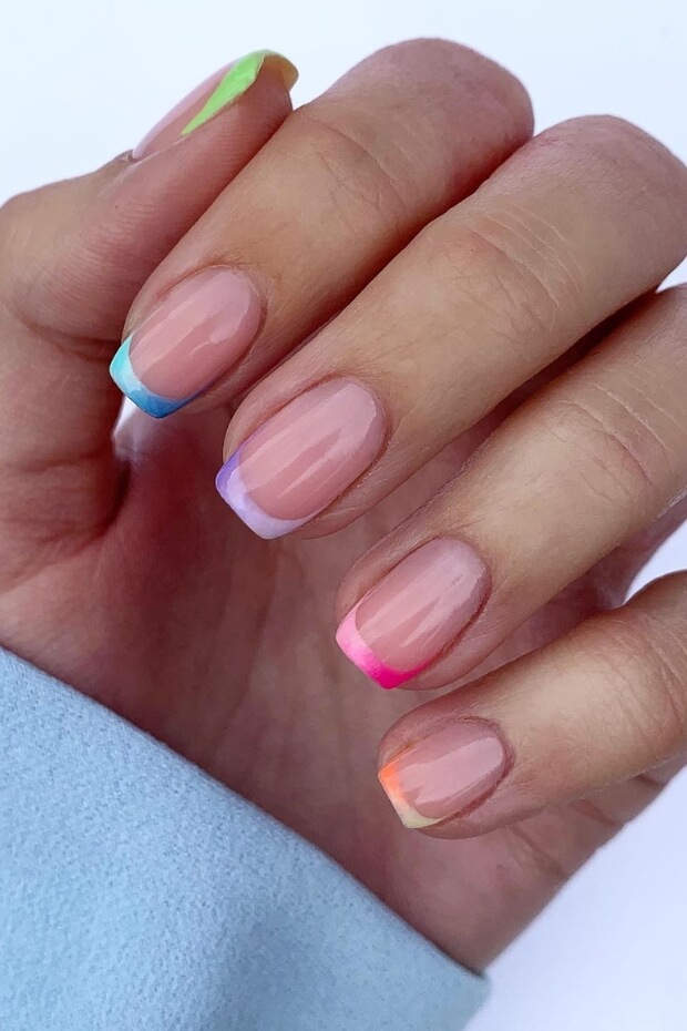 Explore 25 Short Square Nail Design Ideas for a trendy and chic look! From vibrant acrylic hues to classic French tips, discover simple yet stunning nail art that plays with colors and style. Elevate your manicure game with these creative ideas for short square nails. #nailinspiration #naildesigns #acrylicnails #trendynails