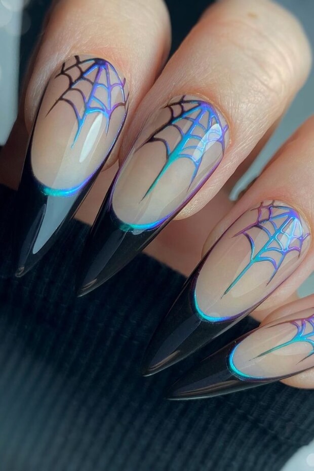 Spider Web Pattern Stiletto Goth Nail with Black Tips