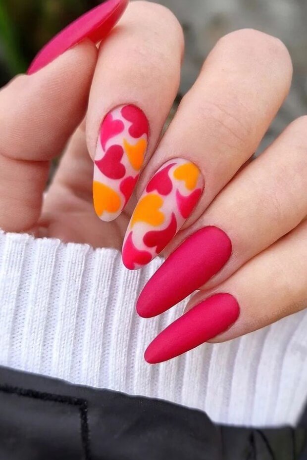 Pink and orange heart-shaped pattern