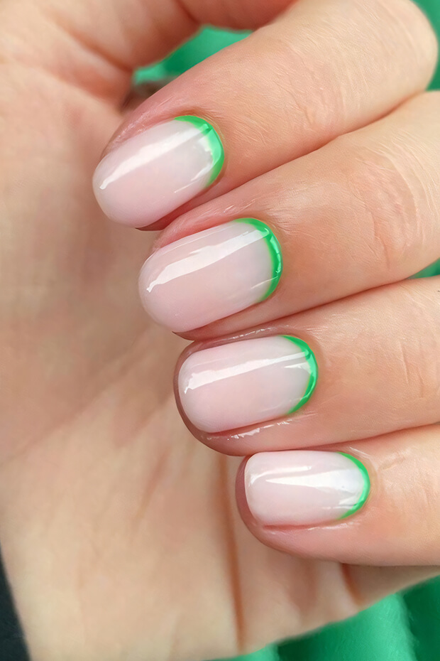 Gradient of green and white on nails