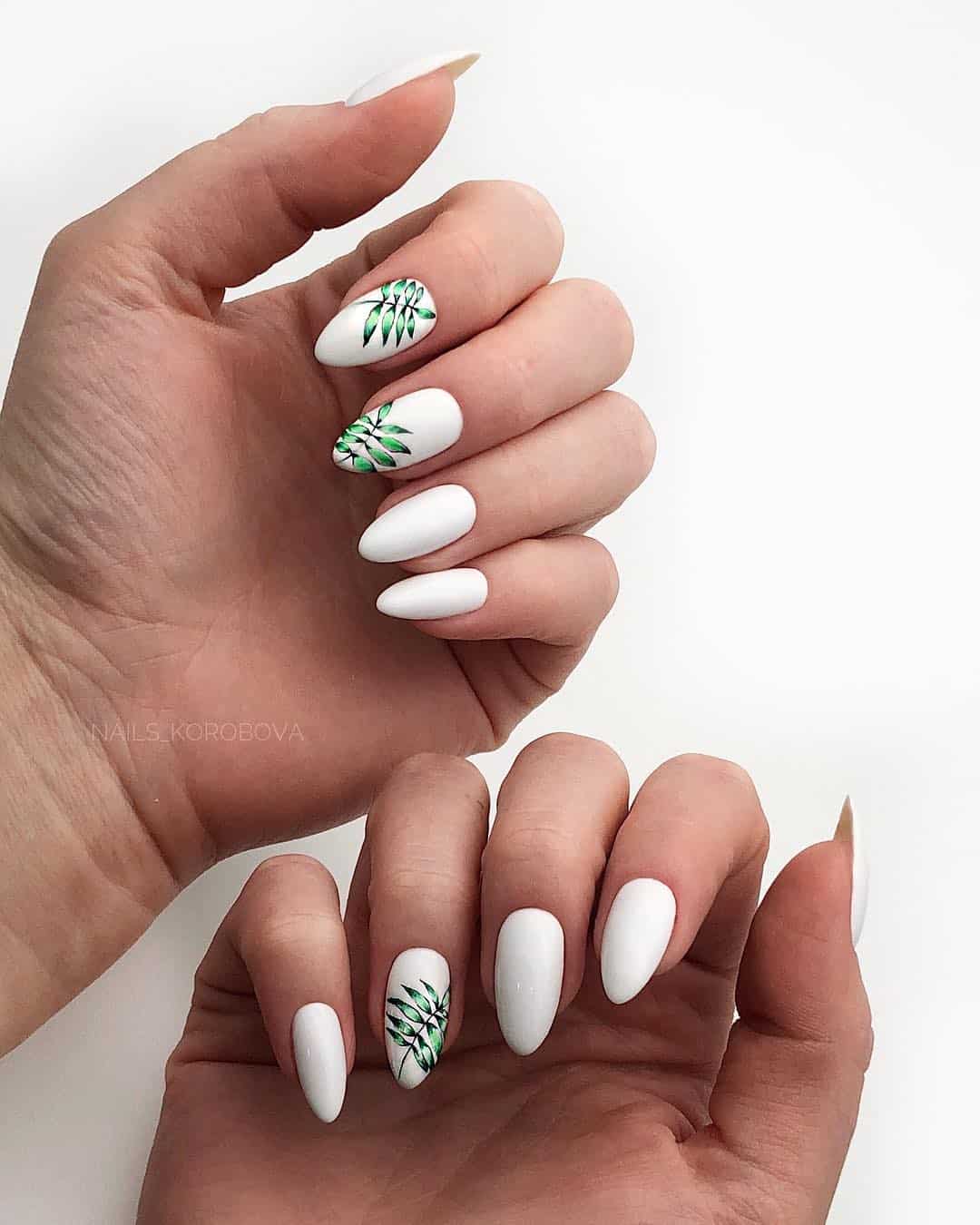 32 Extraordinary White Acrylic Nail Designs to Finish Your Trendy Look - White Oval Acrylic Nails