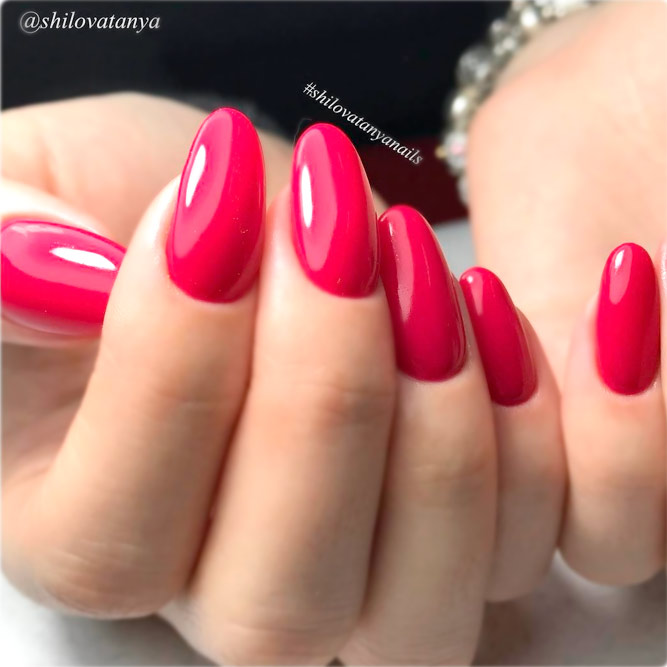 Red Almond Nails
